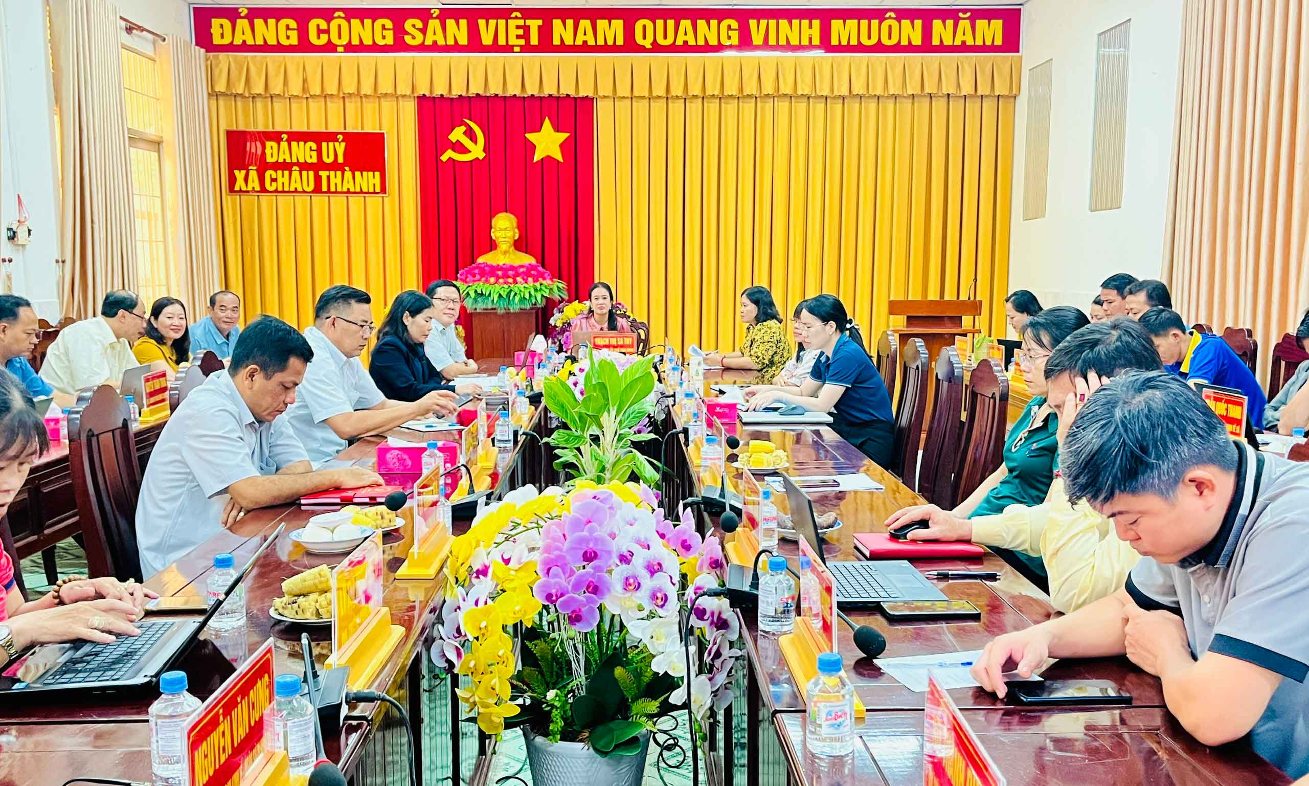 Xã Châu Thành dự trực tuyến lớp bồi dưỡng, cập nhật kiến thức, kỹ năng về công tác xây dựng Đảng đối với cấp ủy xã