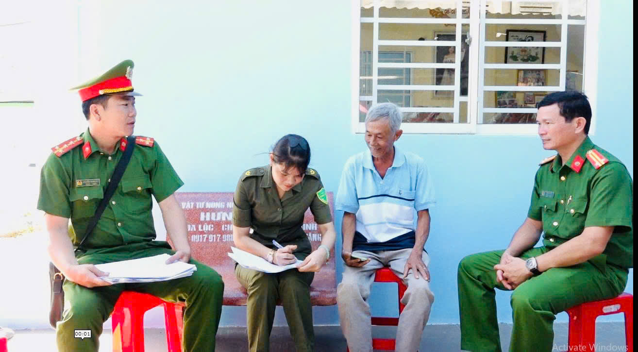 Chiến dịch cao điểm tổng kiểm soát phương tiện, kéo giảm tai nạn 
giao thông và làm sạch dữ liệu đăng ký xe
