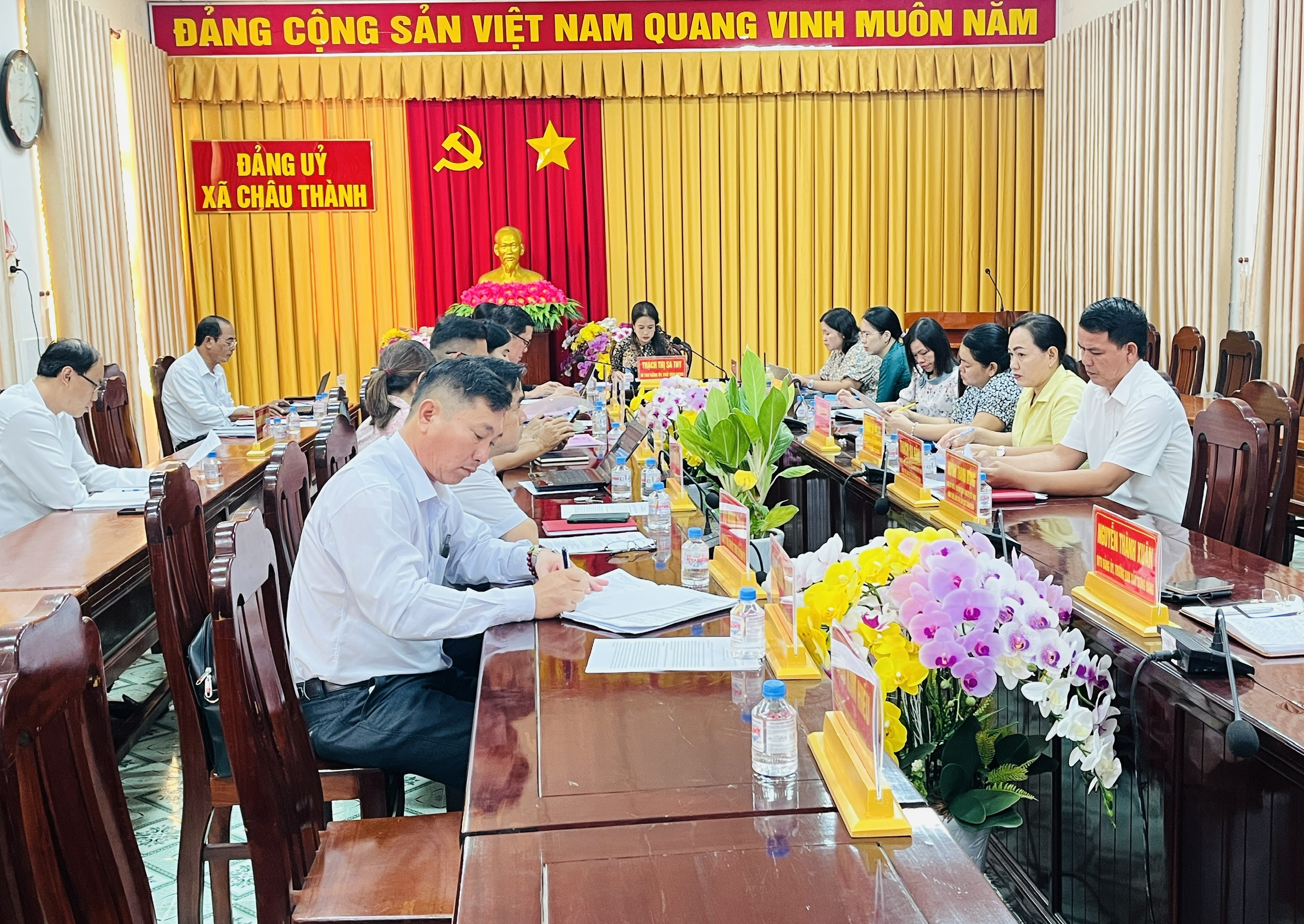 Tình hình, kết quả tăng trưởng kinh tế và tiến độ triển khai các công trình, dự án năm 2025