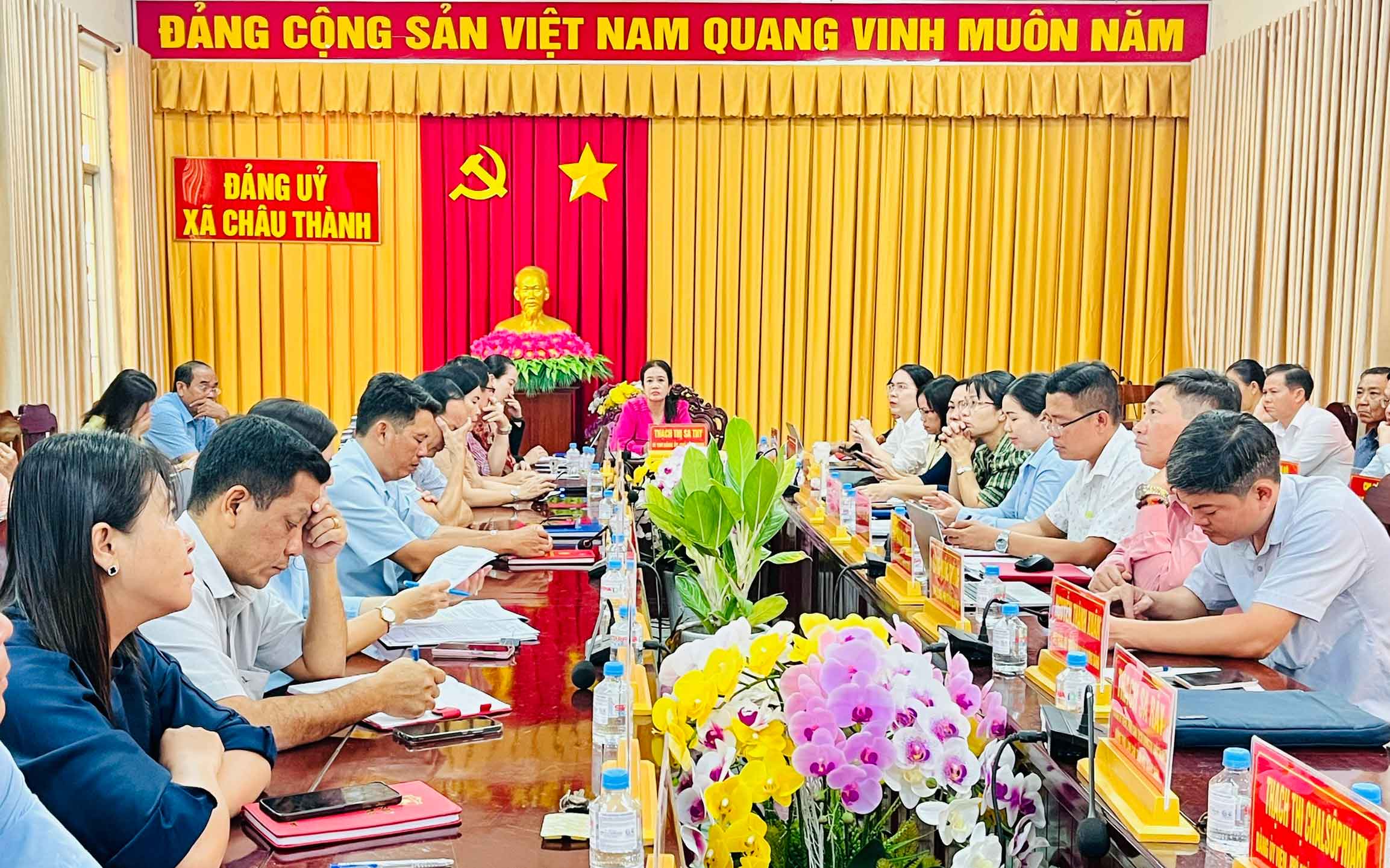 Tình hình thực hiện Nghị quyết Tỉnh ủy năm 2025, thảo luận, góp ý kiến dự thảo Nghị quyết năm 2026 của Tỉnh ủy