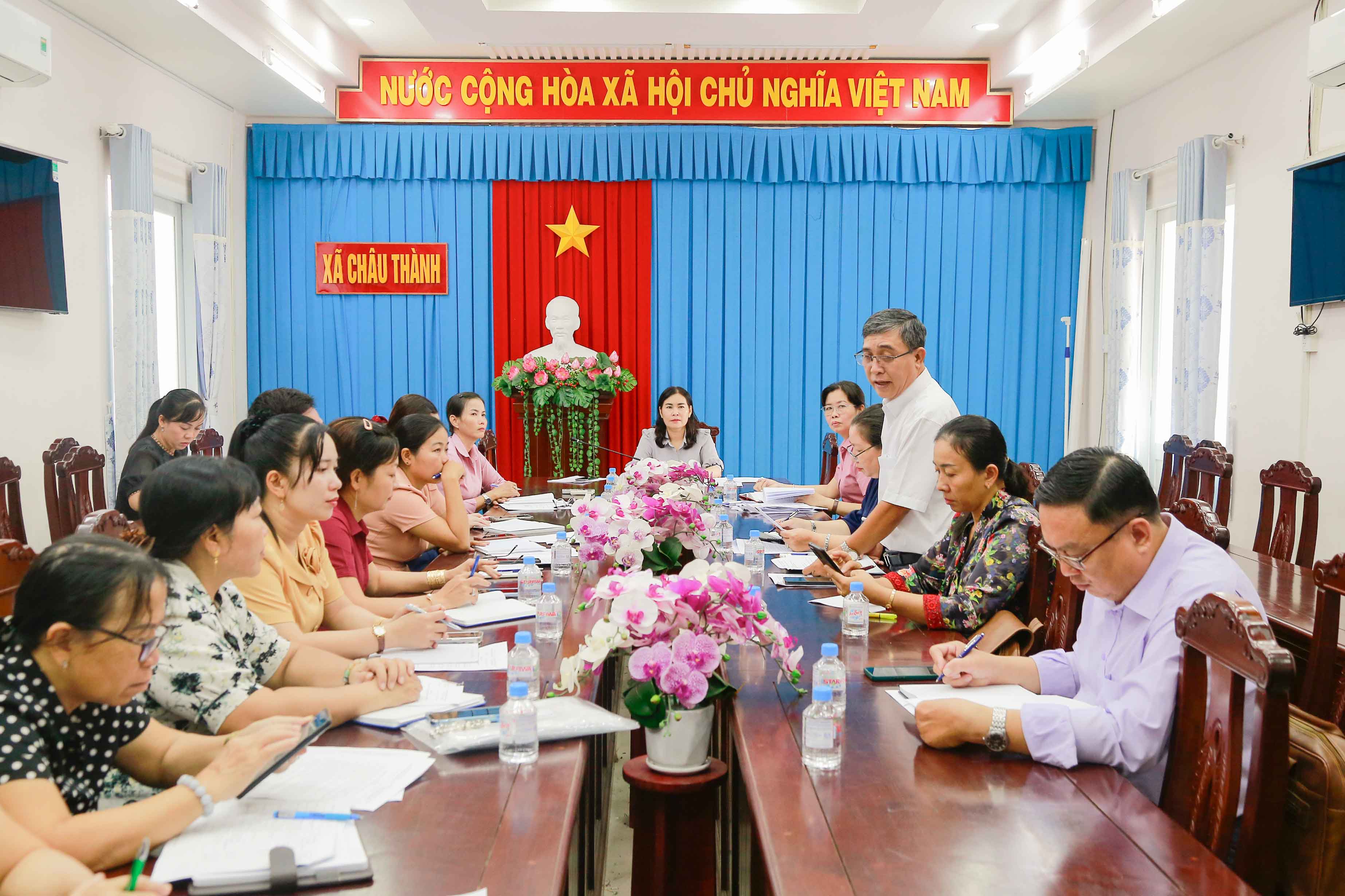 Chuẩn bị chu đáo các điều kiện cho năm học mới
